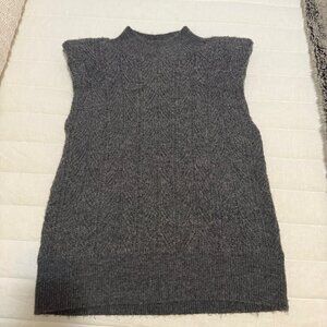 L'AGENCE Grey Mock Neck Sleeveless Sweater